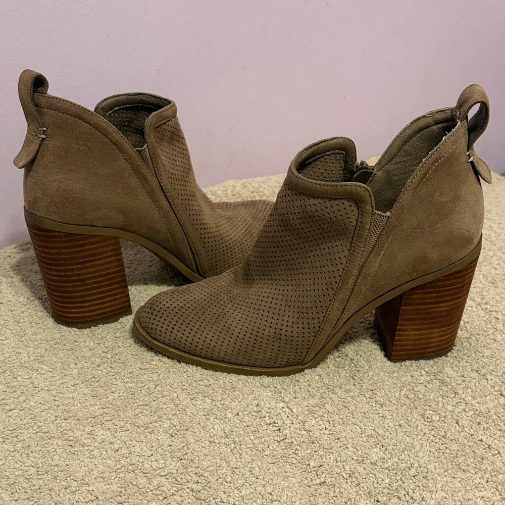 Madden Girl Taupe Suede Block Heel Booties - 8.5